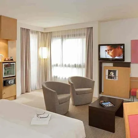 Novotel Centre Part-dieu Hotel 4*